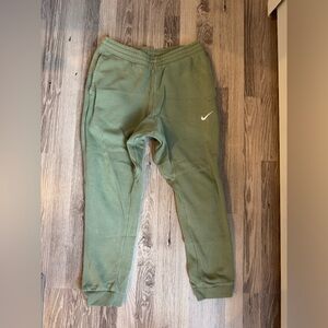 Nike Tech Fleece Men's Jogger Pants, Size L - Green